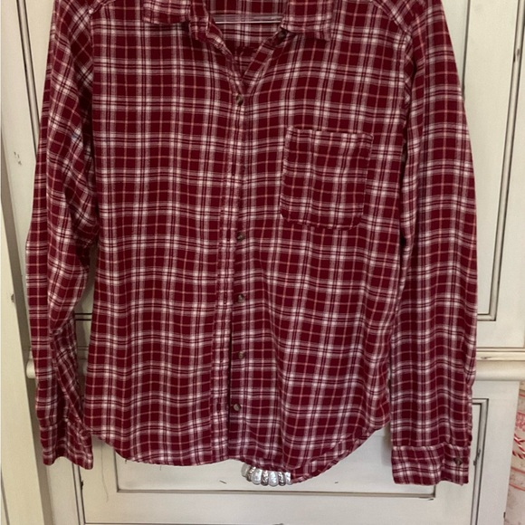 Hollister Plaid Shirt and Aerie sweatshirt with lace inserts - Picture 5 of 7